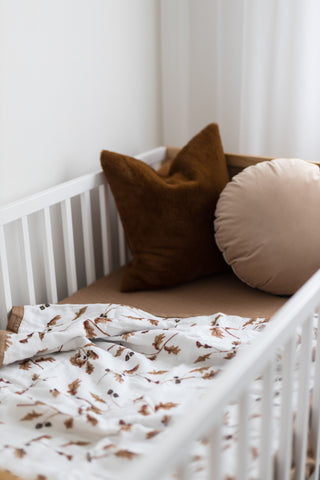 Pop Ya Tot - Acorn and Oak 100% Organic Cotton - Reversible Cot Quilt