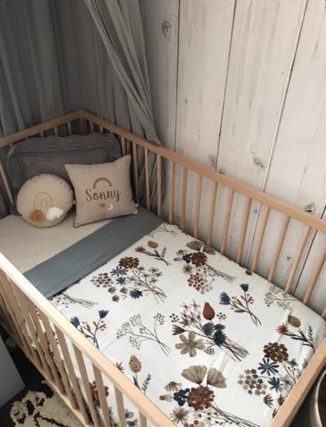 Pop Ya Tot - A Little Posy 100% Organic Cotton - Reversible Cot Quilt - Eco Child