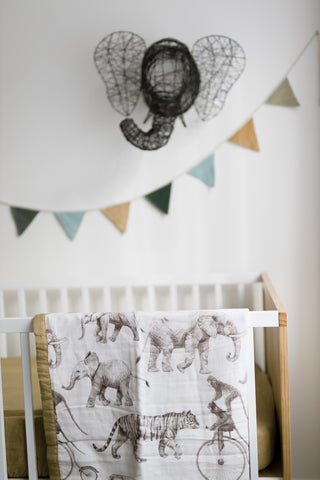 Pop Ya Tot - Circus 100% Organic Cotton - Reversible Cot Quilt - Eco Child