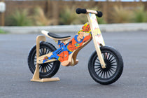 Kinderfeet - Balance Bikes - Retro Superhero - Eco Child